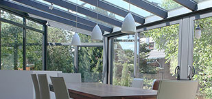 Glasfront - Wintergarten ausgestattet von der Firma Bender Kelkheim